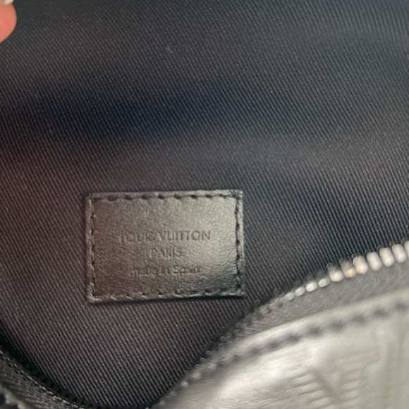 Louis Vuitton Discovery Bumbag Pm - Picture 9 of 12